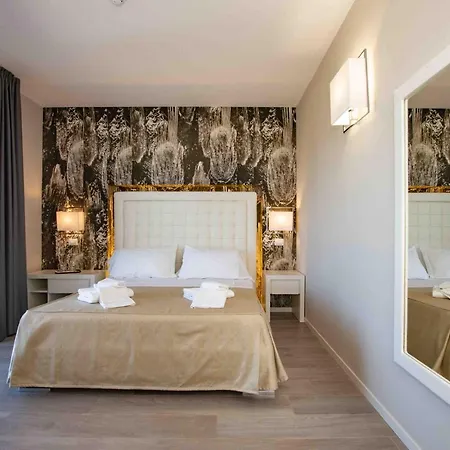 Boutique Carolina Marina di Castagneto Carducci