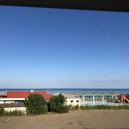 מלון Boutique Carolina 3*